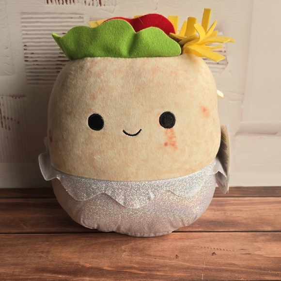 BERNARDO| SQUISHMALLOW  SIVER/CREAM PLUSH TOY - Picture 2 of 6